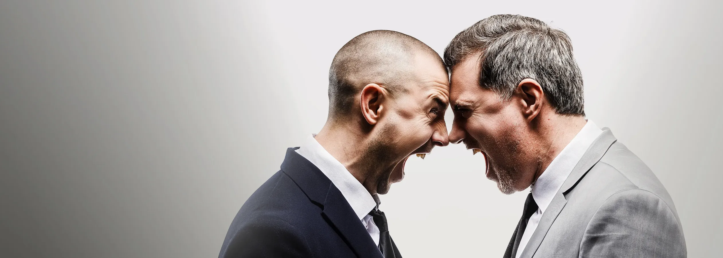 Роман с того света