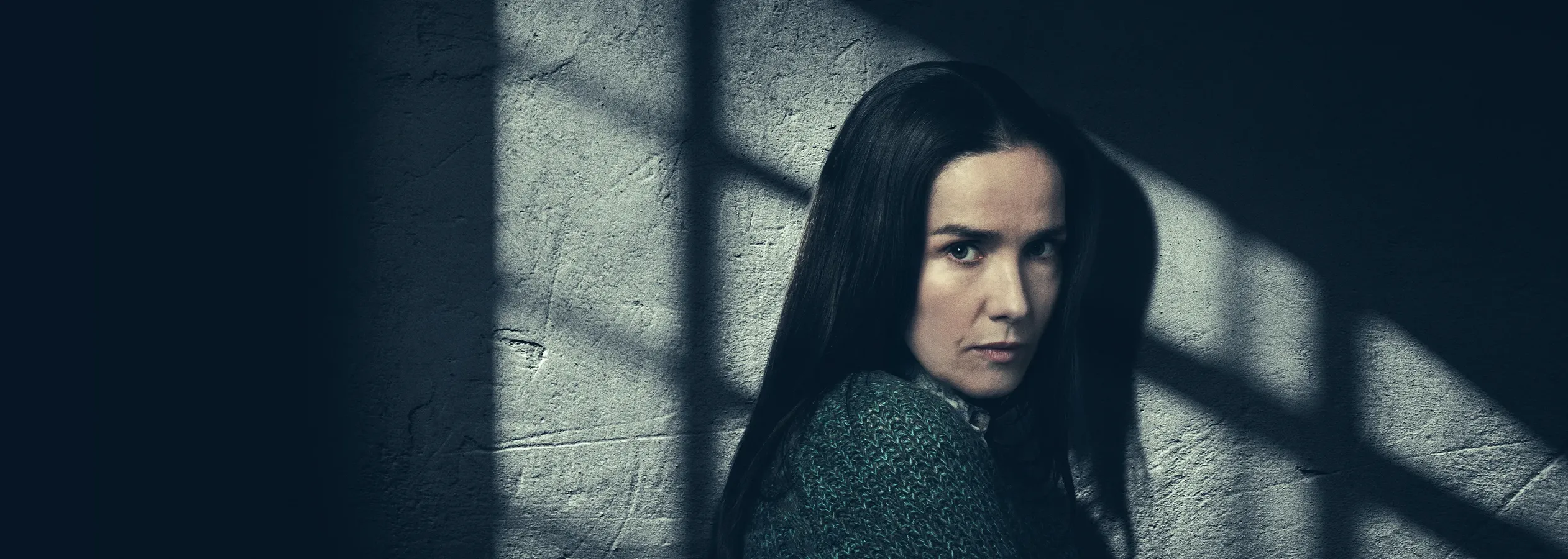 Женщина в цепях