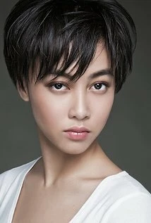 Николь Бонифачио фото