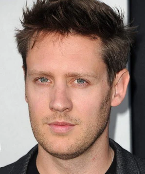 Нил Бломкамп фото