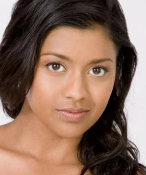 Сиркар Тия фото