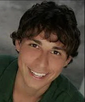 Адам Б. Скотт фото