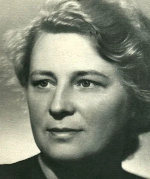 Алла Тарасова фото