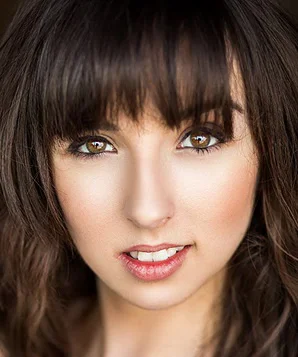 Анджелин Миренда фото