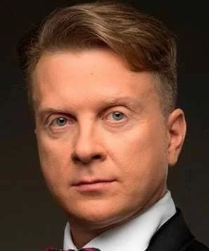 Антон Мухарский фото