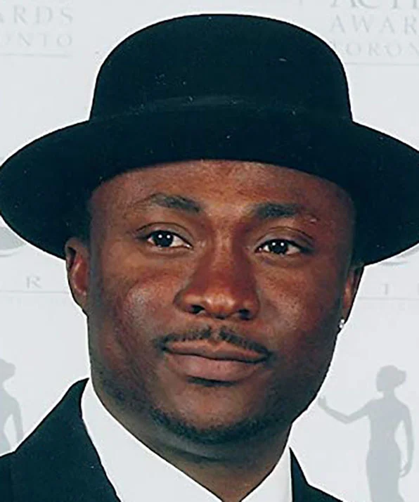 Байо Акинфеми фото