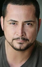 Бен Эрнандес Брэй фото