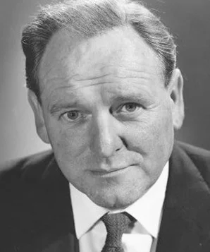 Ли Бернард фото