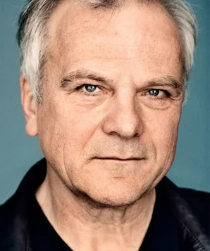 Бернхард Шюц фото