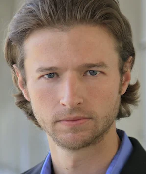 Брайан Кертис фото