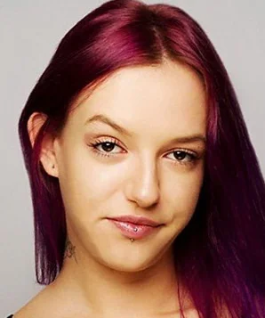 Брия Винайте фото