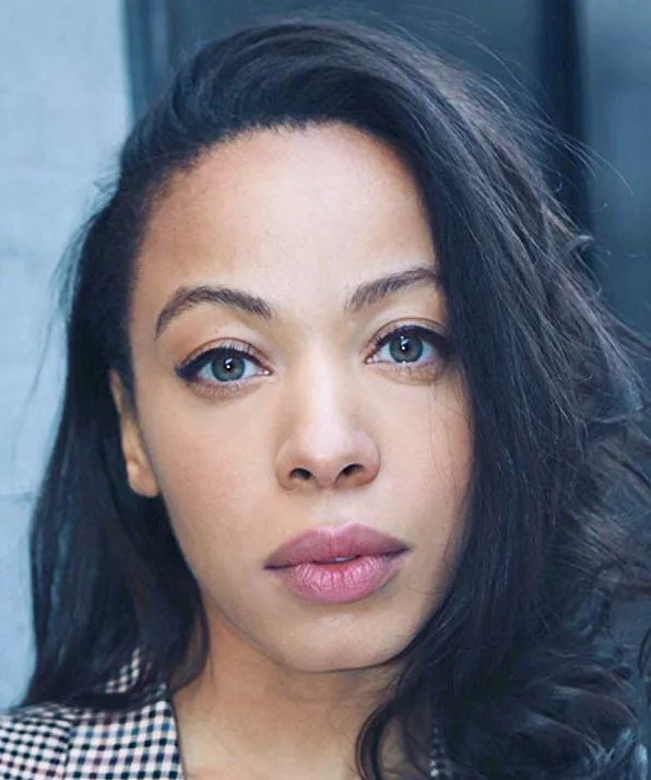 Чериз Диллан фото