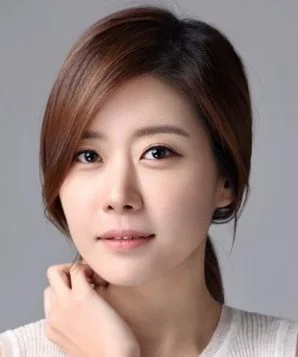 Сэ-хён Чон фото