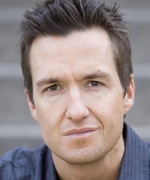 Дерик Уинго фото