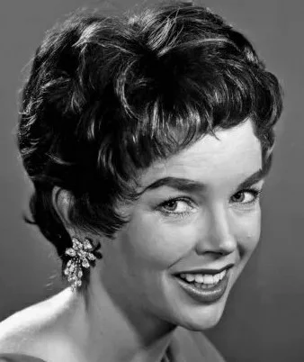 Аддамс Доун фото