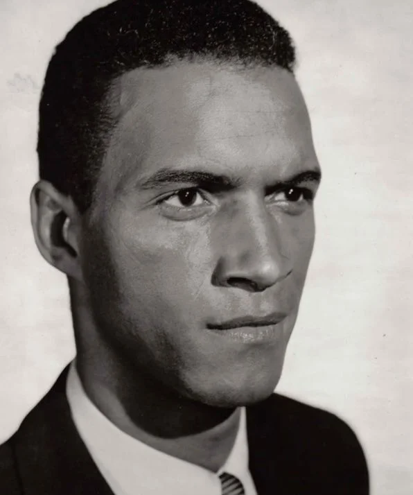 Джеймс Эдвардс фото