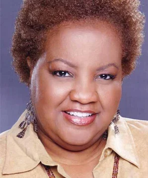 Элизабет Омилами фото