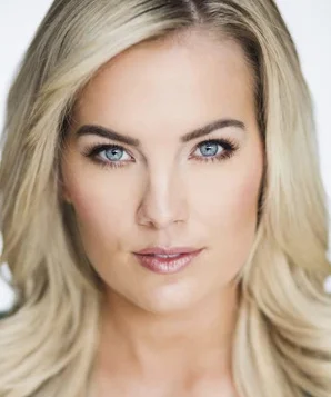 Элли Саттон Хеткот фото