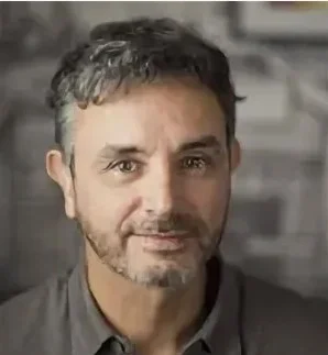 Эрик Казес фото