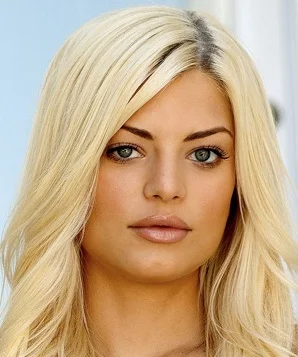 Эшли Кирк фото