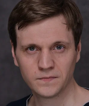 Евгений Петров фото