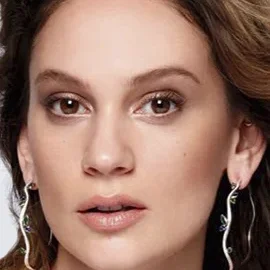 Фарах Зейнеп Абдулла фото