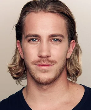 Фредрик Скогсруд фото