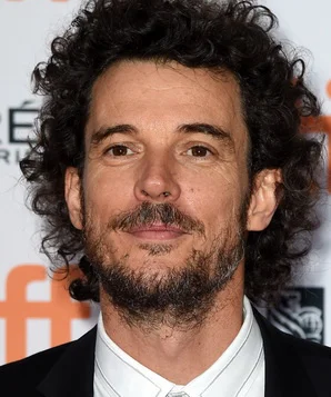 Гарт Дэвис фото