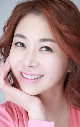 Хё-ын Хван фото