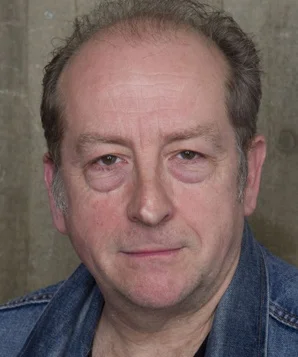 Иэн Бартоломью фото