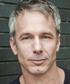 Истан Розумный фото