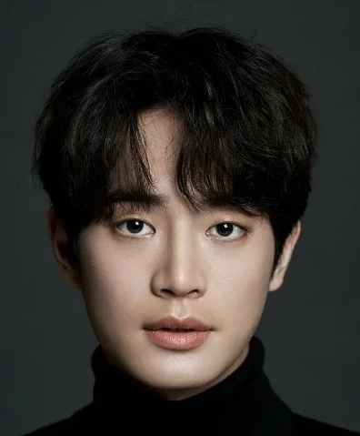 Тхэ-джу Кан фото