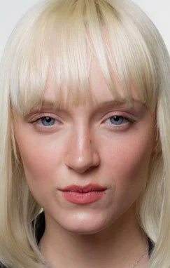 Карина Колокольчикова фото