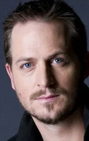 Танинг Карл фото