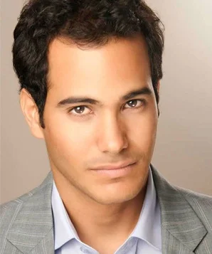 Карлос Энрике Альмиранте фото