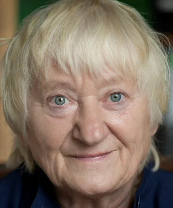 Энтони Кармен-Майя фото