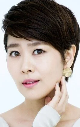 Джи-ён Ким фото