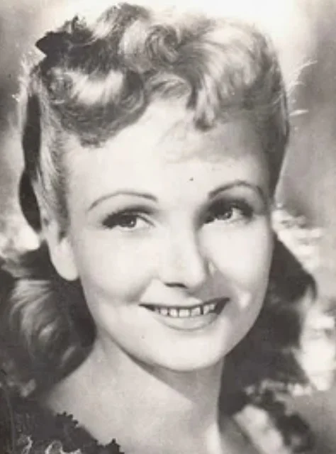 Жениа Клод фото