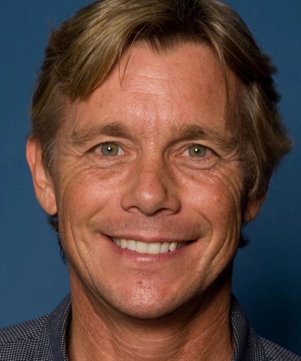 Кристофер Аткинс фото