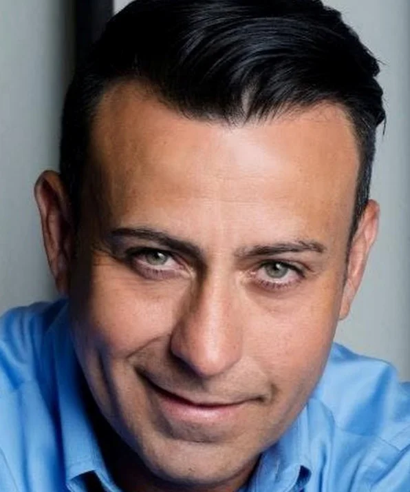 Лэнс Де Лос Сантос фото