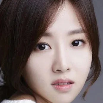 Ли Мин-джи фото