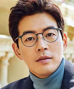 Ли Сан-юн фото