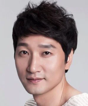 Ли Сок-чун фото