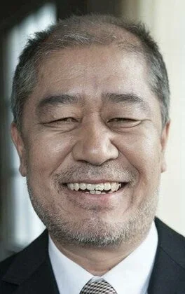 Ён-сок Ли фото