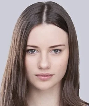 Лили Салливан фото