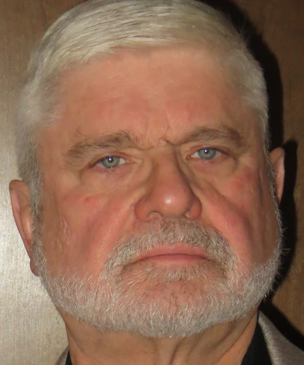 Логан Фрай фото