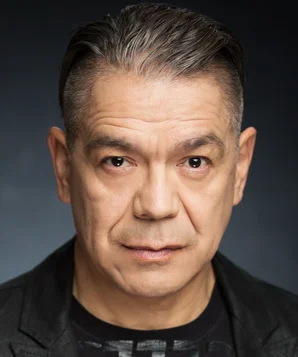 Лорни Кардинал фото