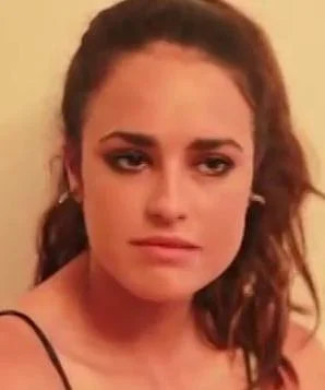 Лови Андервуд фото