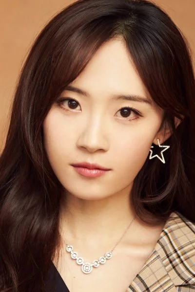 Ян Ян Лу фото