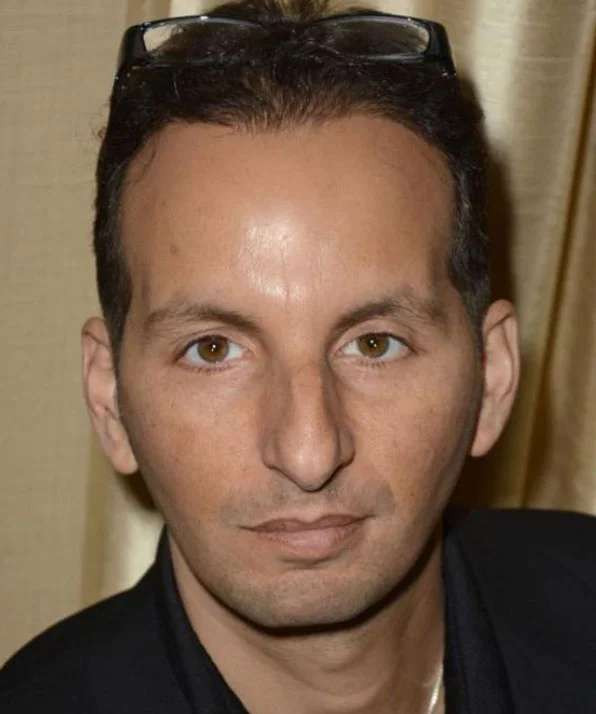 Луис Ванариа фото